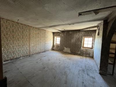 Maison traditionnelle - 183 m² - 6 pièces