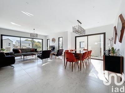 Maison - 172 m² - 6 pièces