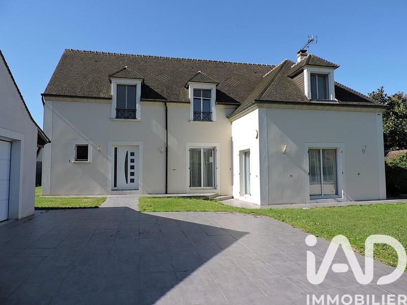 Maison - 226 m² - 7 pièces