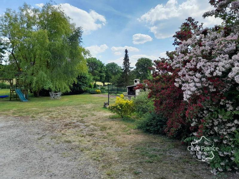 Propriété - 460 m² - 15 pièces