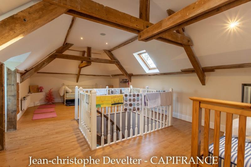 Propriété - 270 m² - 8 pièces