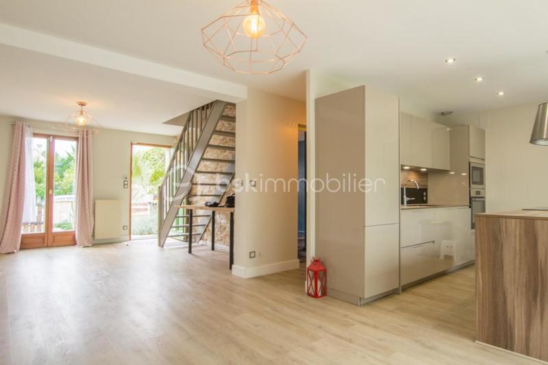 Maison - 124 m² - 6 pièces