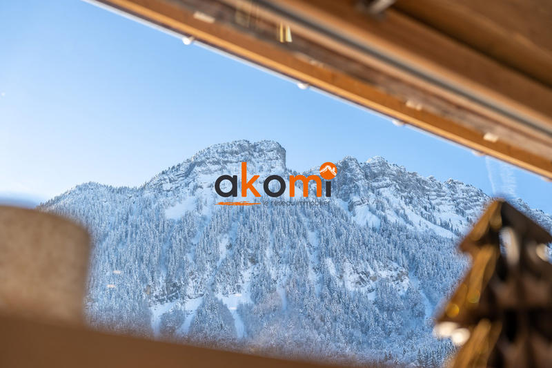 Appartement - 188 m² - 7 pièces