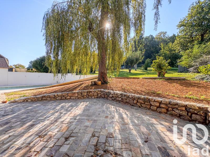 Maison - 250 m² - 7 pièces