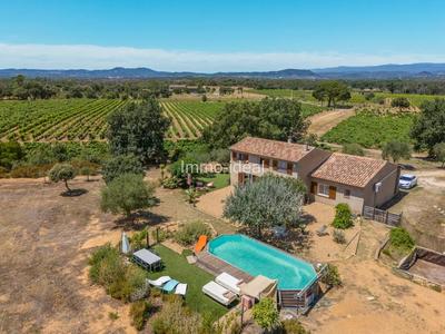 Propriété - 160 m² - 5 pièces