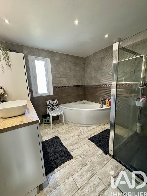 Maison - 161 m² - 5 pièces