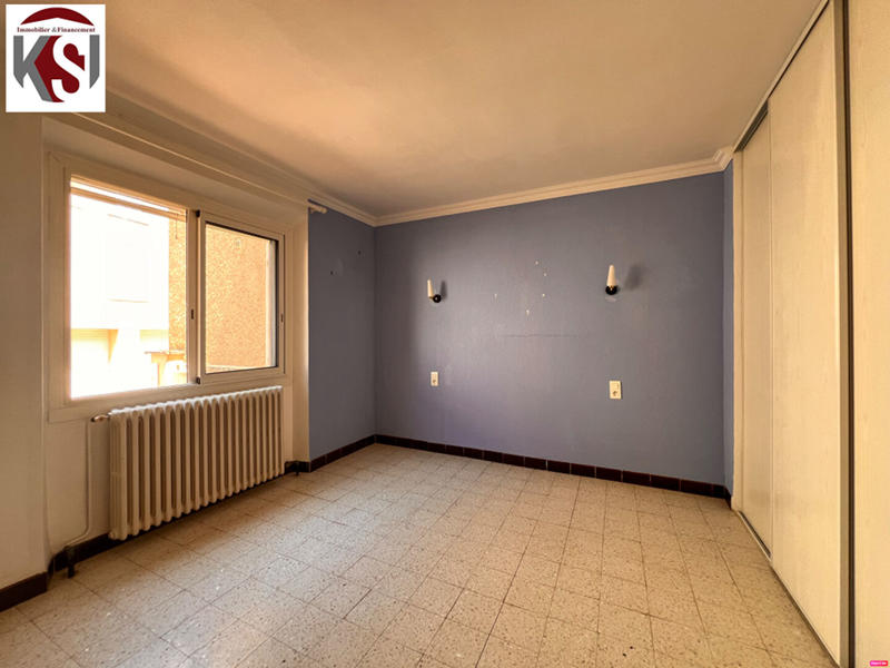 Maison - 214 m² - 8 pièces