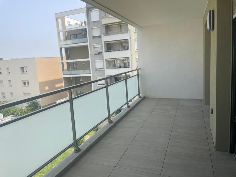 Appartement - 94 m² - 4 pièces