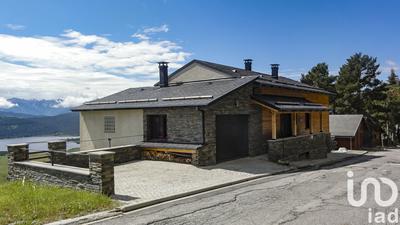 Châlet - 356 m² - 7 pièces