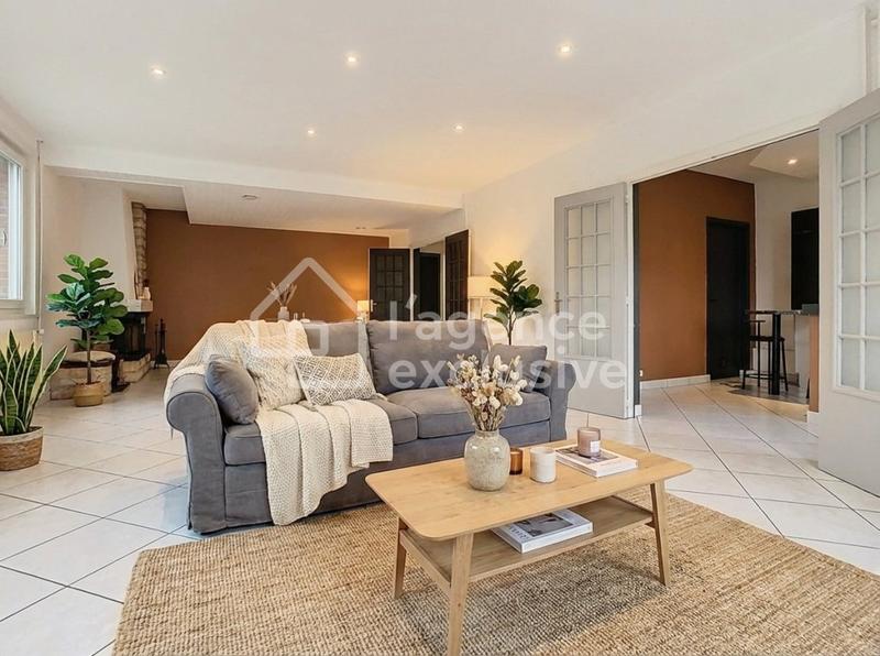 Maison - 140 m² - 5 pièces