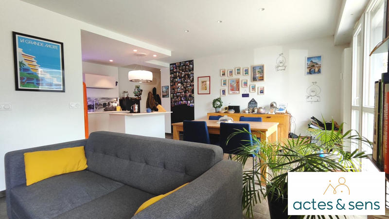 Appartement - 90 m² - 4 pièces