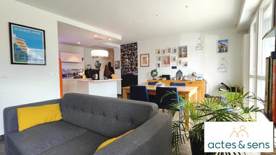 Appartement - 90 m² - 4 pièces