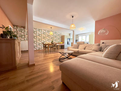 Appartement - 102 m² - 4 pièces