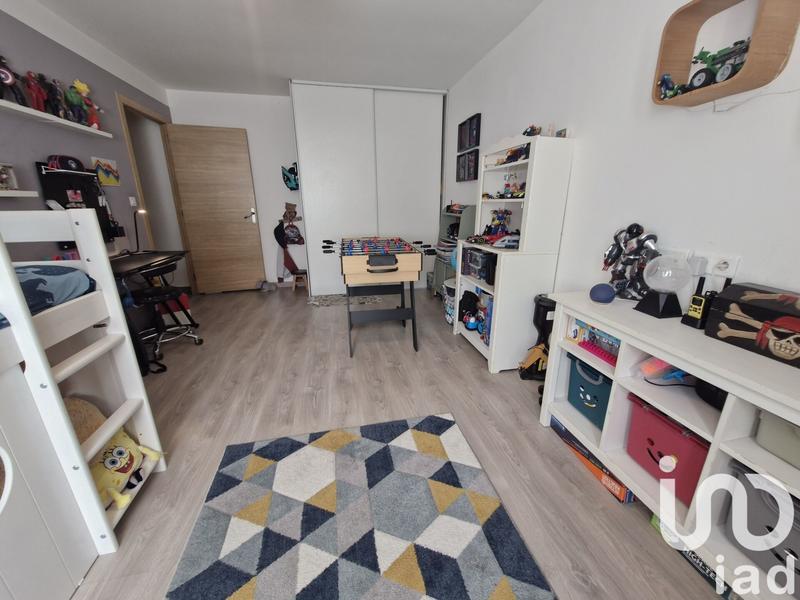 Maison - 233 m² - 6 pièces