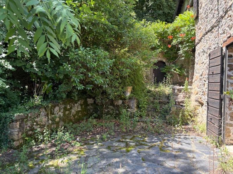 Propriété - 240 m² - 6 pièces