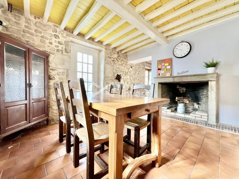 Maison - 262 m² - 14 pièces