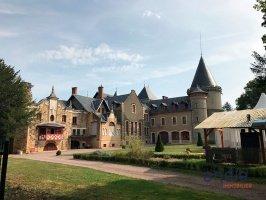 Château - 3 800 m² - 36 pièces