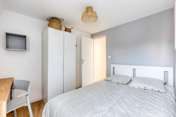 Appartement - 100 m² - 5 pièces