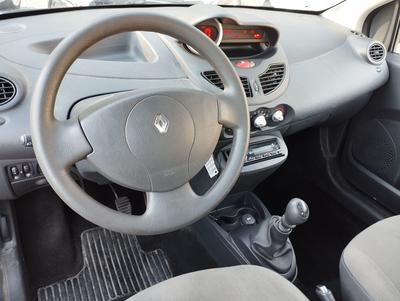 Renault Twingo II 1.2 Lev 16v 75 Walkman 3p