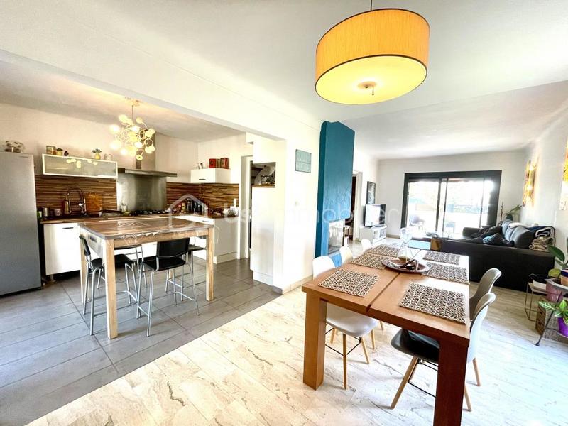 Maison - 160 m² - 6 pièces