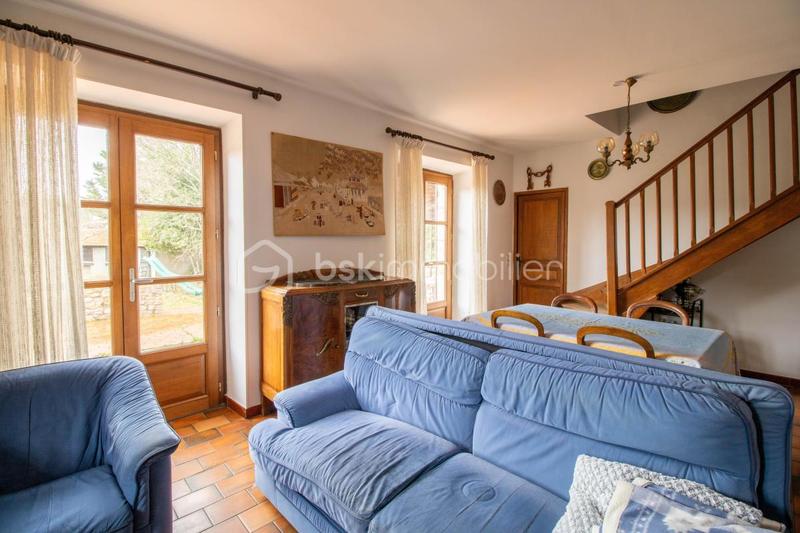 Maison - 138 m² - 7 pièces