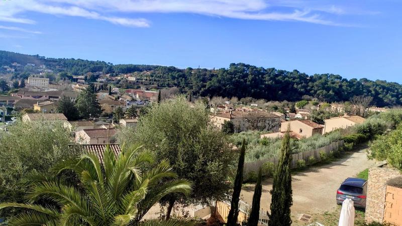 Villa - 130 m² - 5 pièces