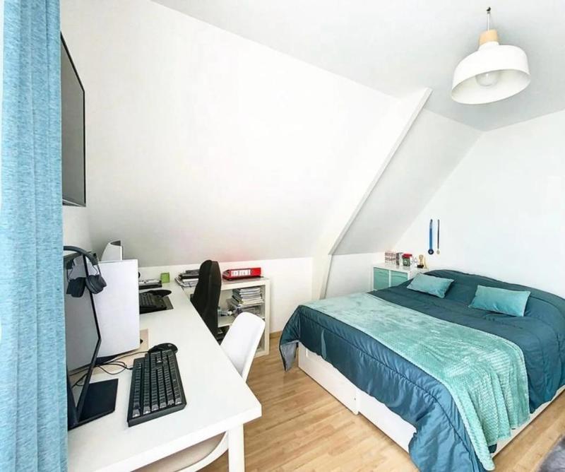 Maison - 200 m² - 6 pièces