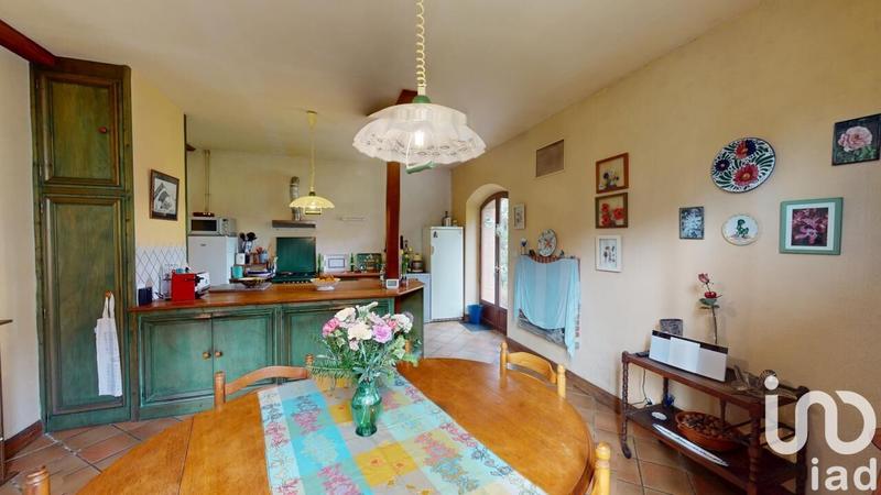 Maison - 162 m² - 8 pièces