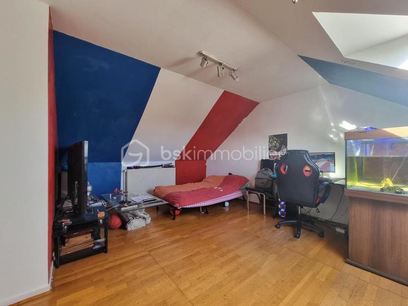 Maison traditionnelle - 138 m² - 6 pièces