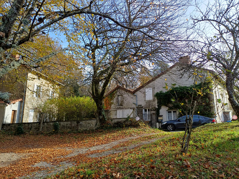 Maison de maîtres - 481 m² - 17 pièces