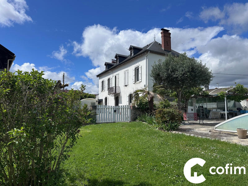 Maison - 185 m² - 7 pièces