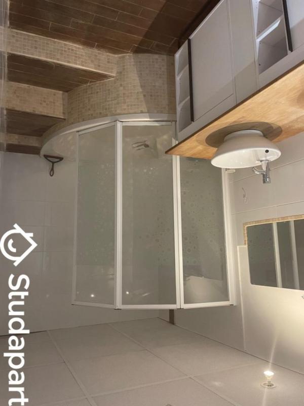 Chambre - 15 m² - 1 pièce