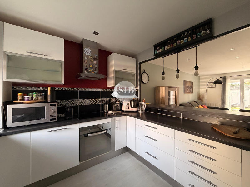 Maison traditionnelle - 72 m² - 4 pièces