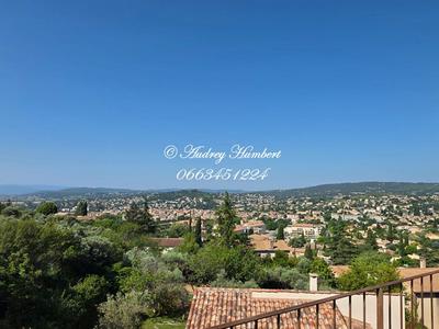 Maison - 136 m² - 5 pièces