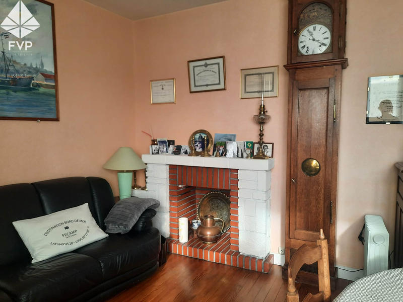 Maison - 90 m² - 6 pièces