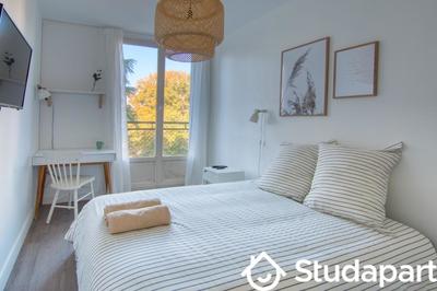 Chambre - 11 m² - 1 pièce