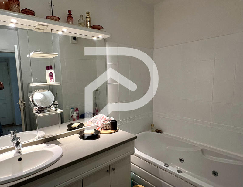 Appartement - 91 m² - 3 pièces