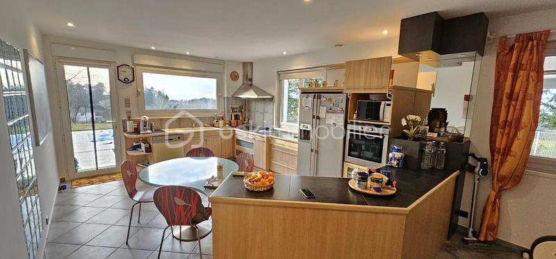 Maison - 165 m² - 4 pièces