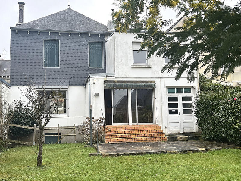 Maison - 160 m² - 6 pièces