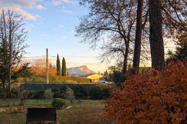 Propriété - 194 m² - 3 pièces