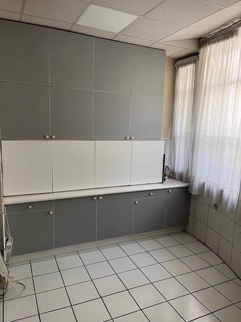 Local commercial - 28 m² - 1 pièce