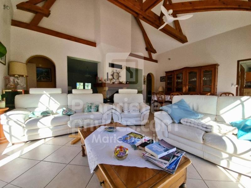 Maison - 188 m² - 7 pièces