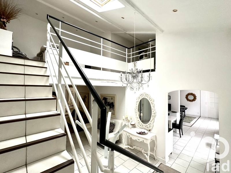 Maison - 190 m² - 7 pièces