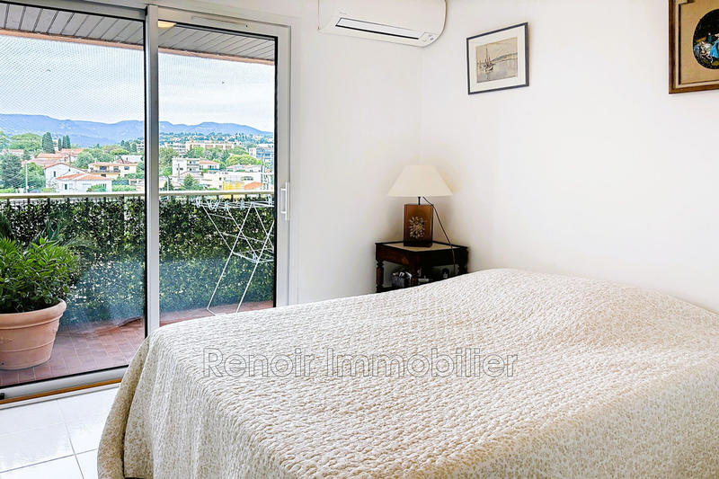 Appartement - 97 m² - 4 pièces