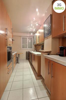 Appartement - 125 m² - 5 pièces