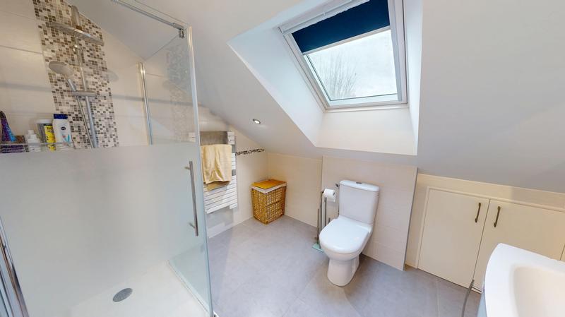 Maison - 93 m² - 4 pièces