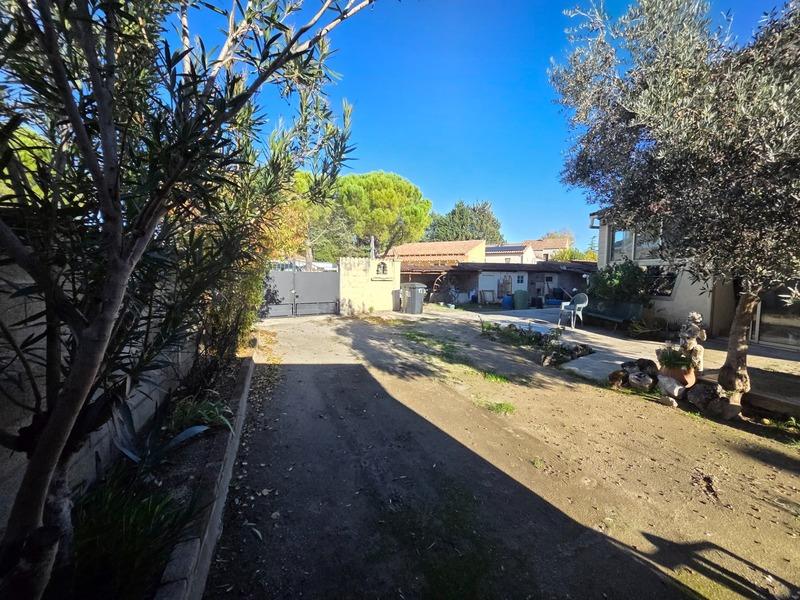 Maison - 138 m² - 10 pièces