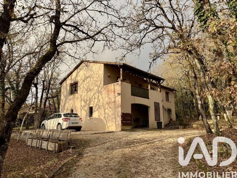 Maison de ville - 83 m² - 5 pièces