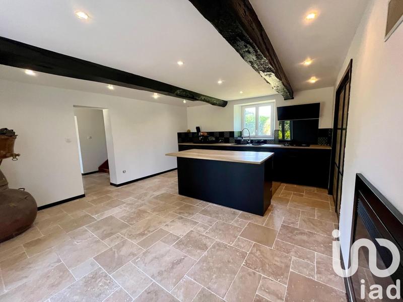 Maison - 180 m² - 8 pièces