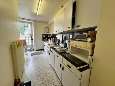 Maison - 220 m² - 10 pièces